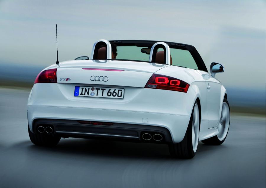  Audi TTS Roadster (8J) 2008 года  (WW) (фото 5 из 18)
